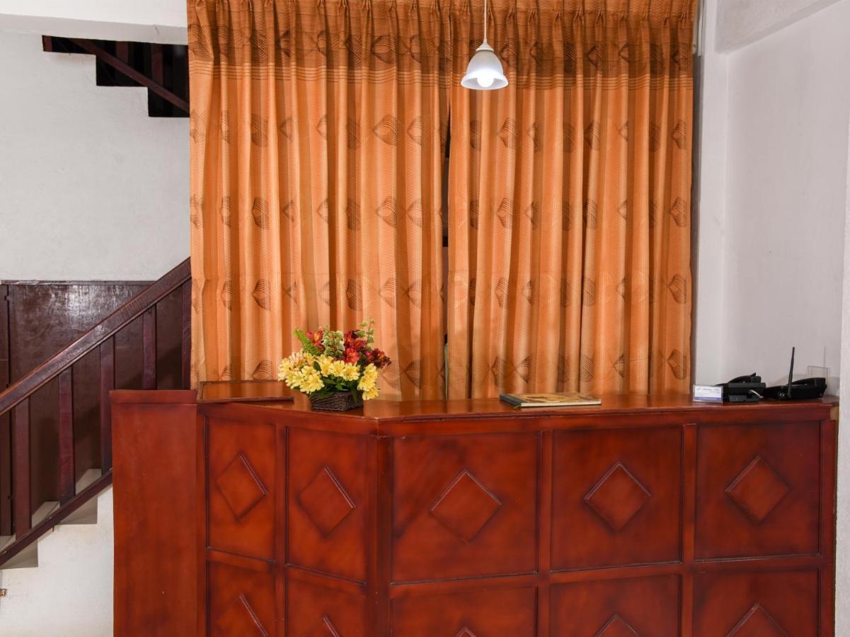 Grand View Hotel Nuwara Eliya Exteriör bild